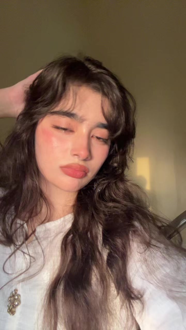 @minahil✵