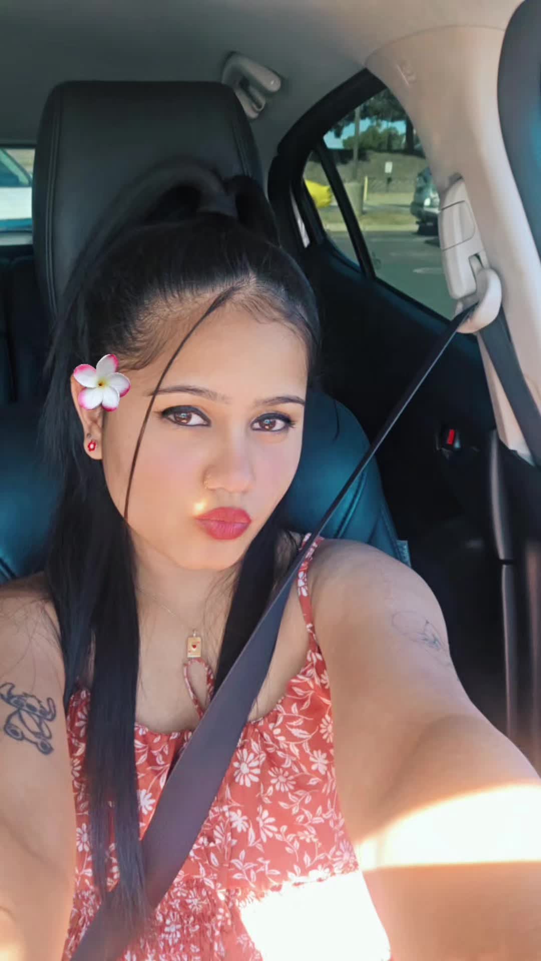 @shavneeta
