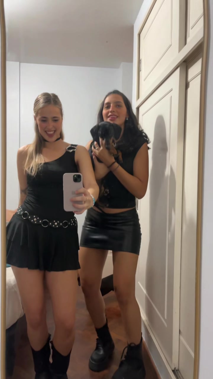 @lolajuarez