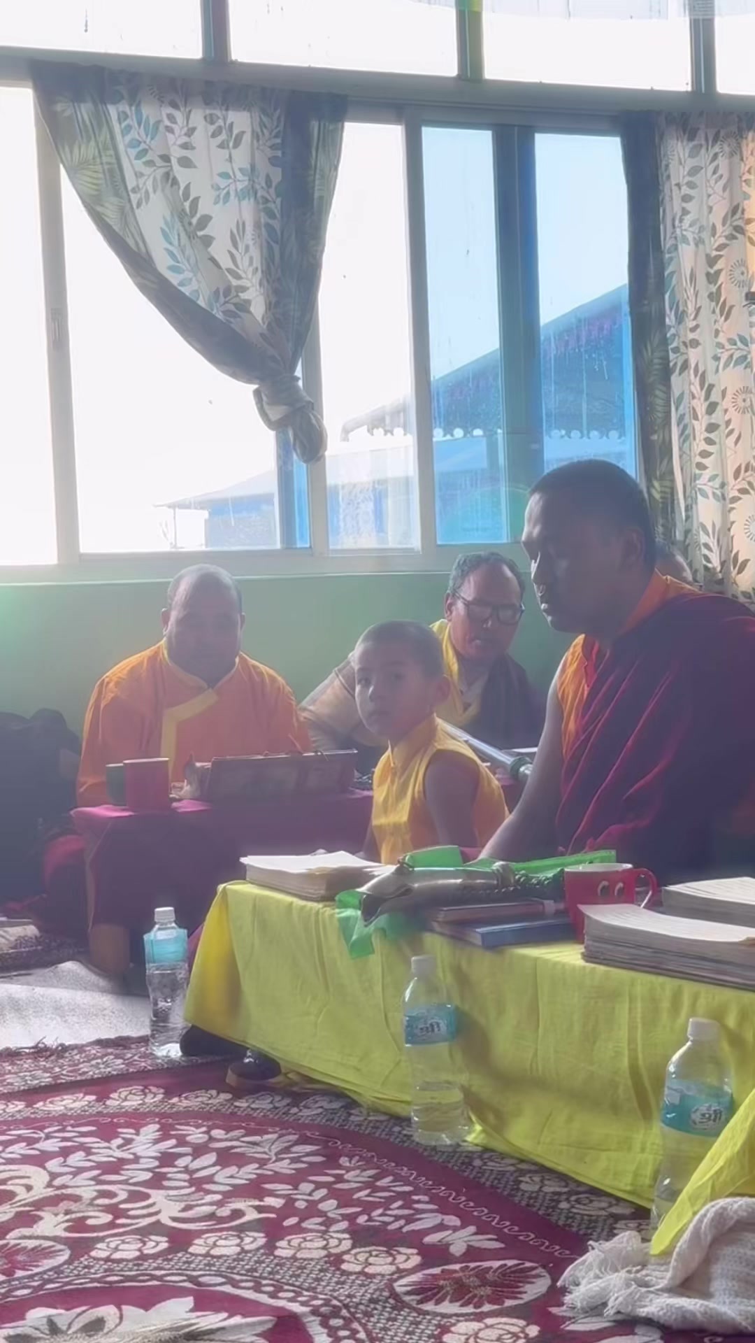 @བློ་བཟང་