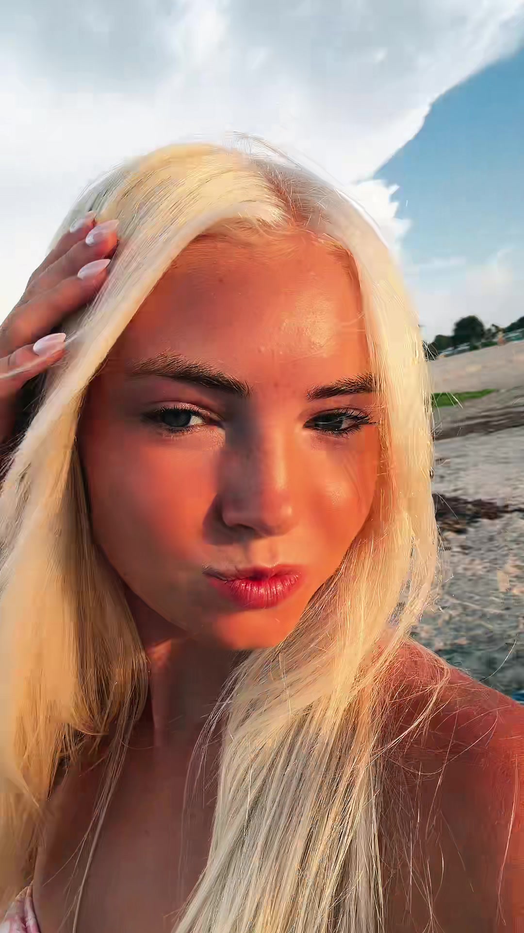 @𝒮𝑜𝓅𝒽🪽💋