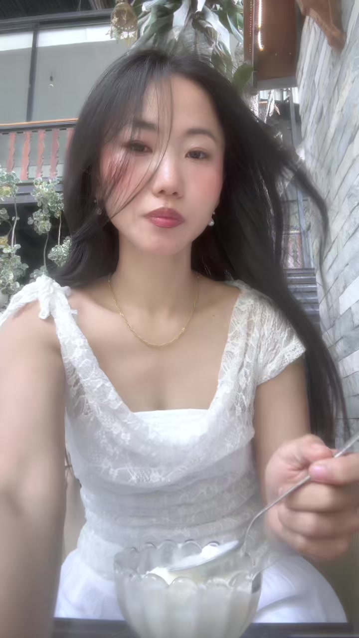 @Sis