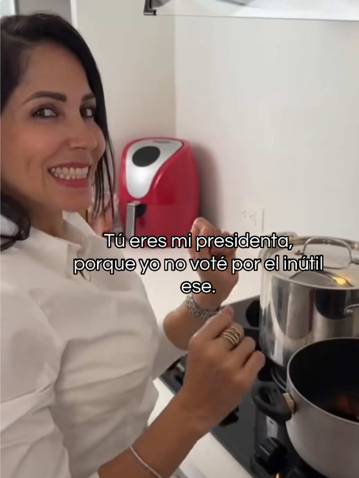 @Jóvenes de la Resistencia🖤