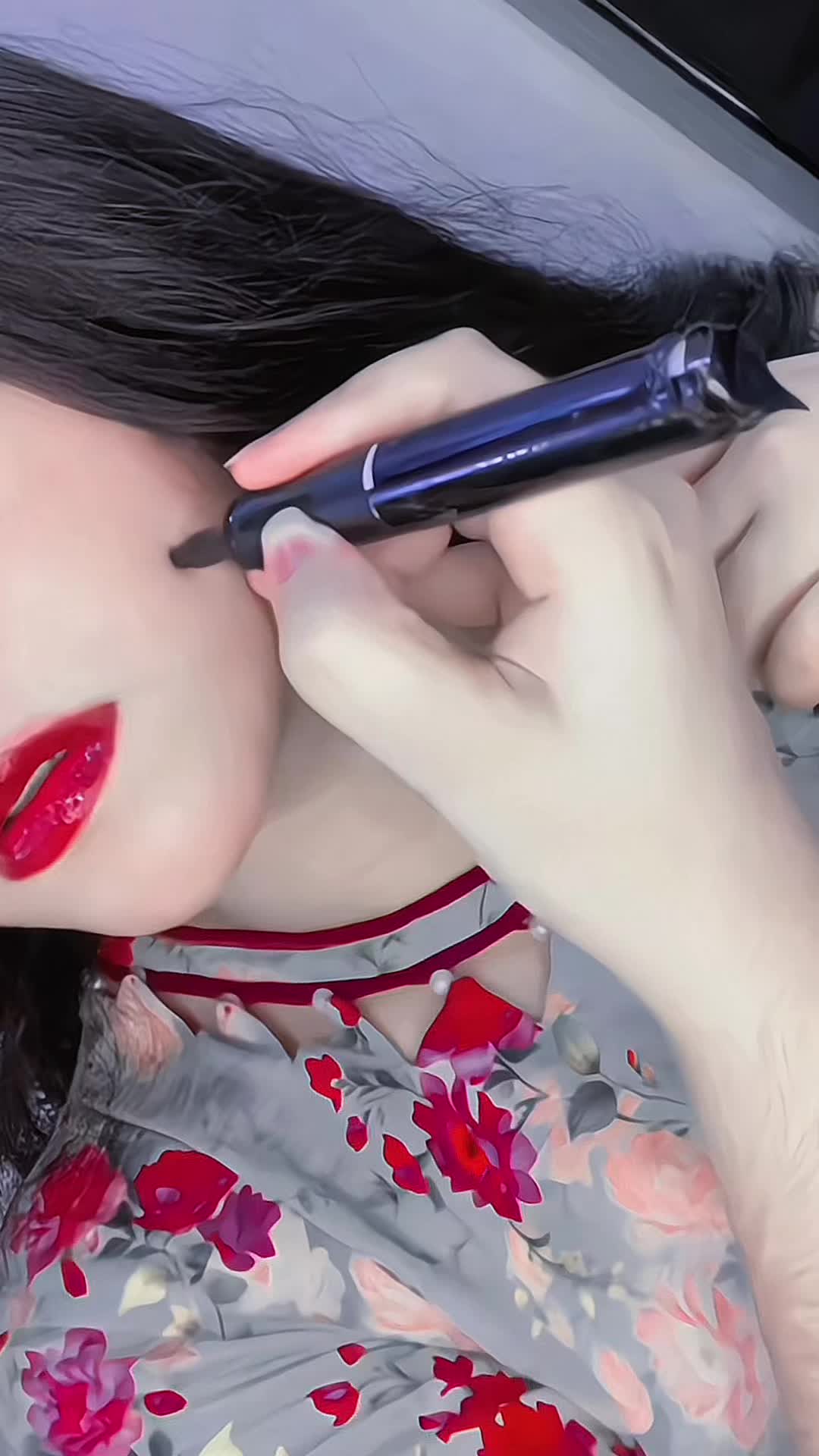 @AiizaL