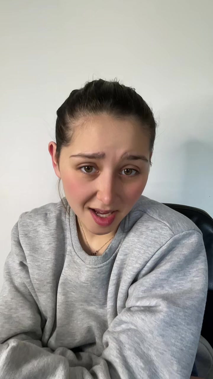 @Marie_Javi