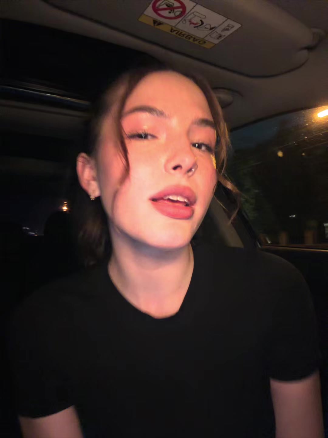 @anasttteiisha