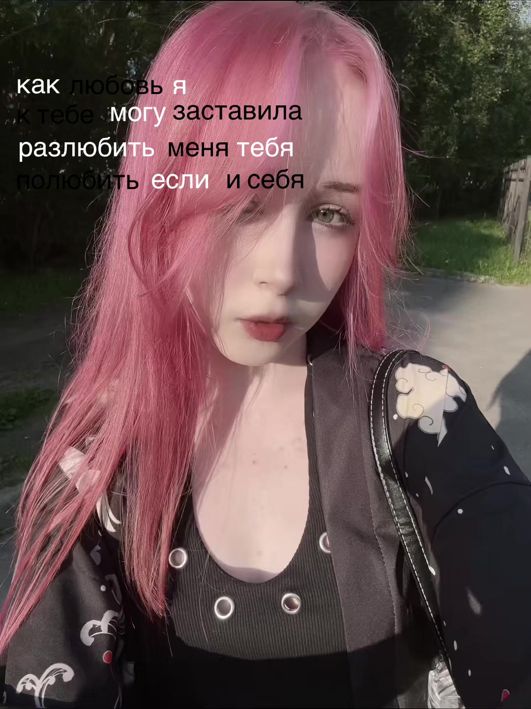 @???
