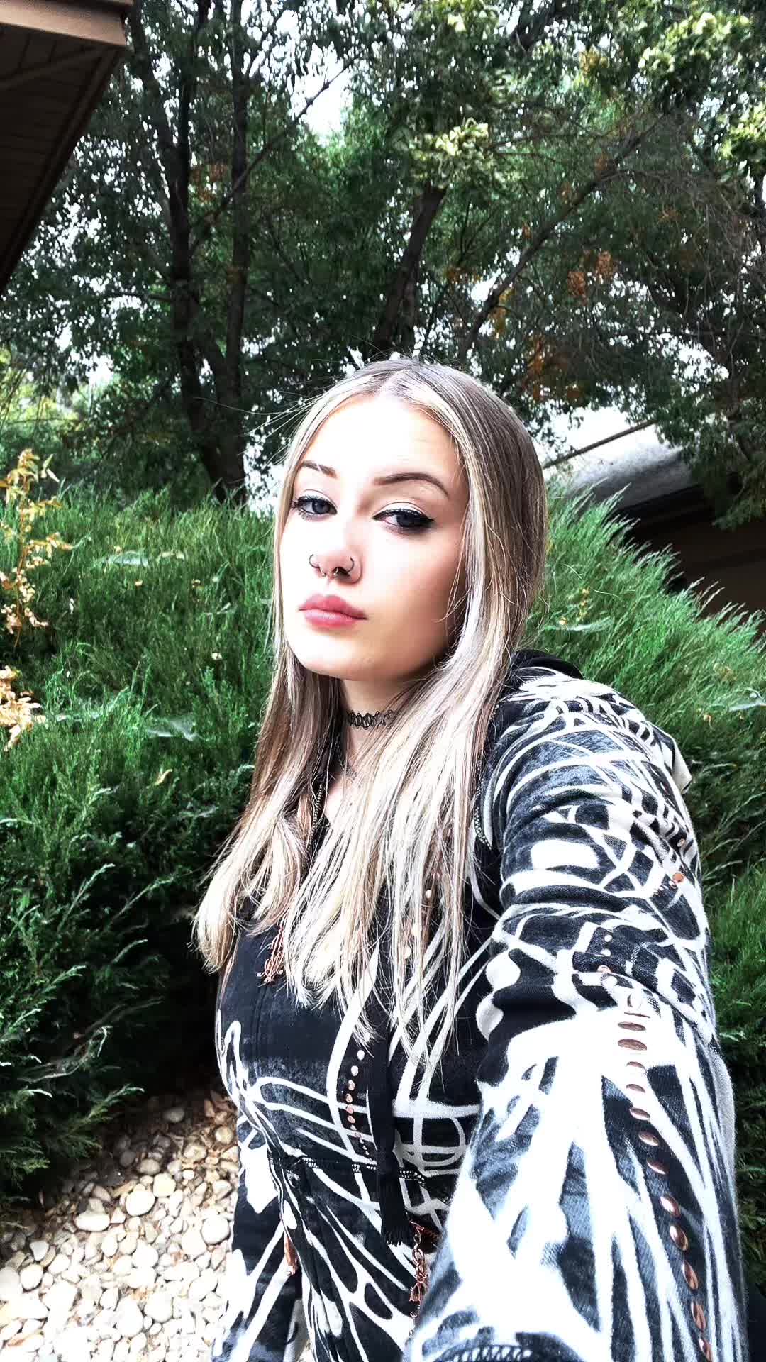 @hellbentmami444