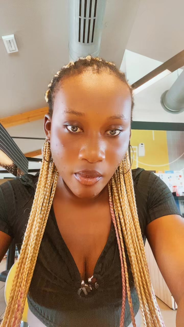 @Empress_drinaa