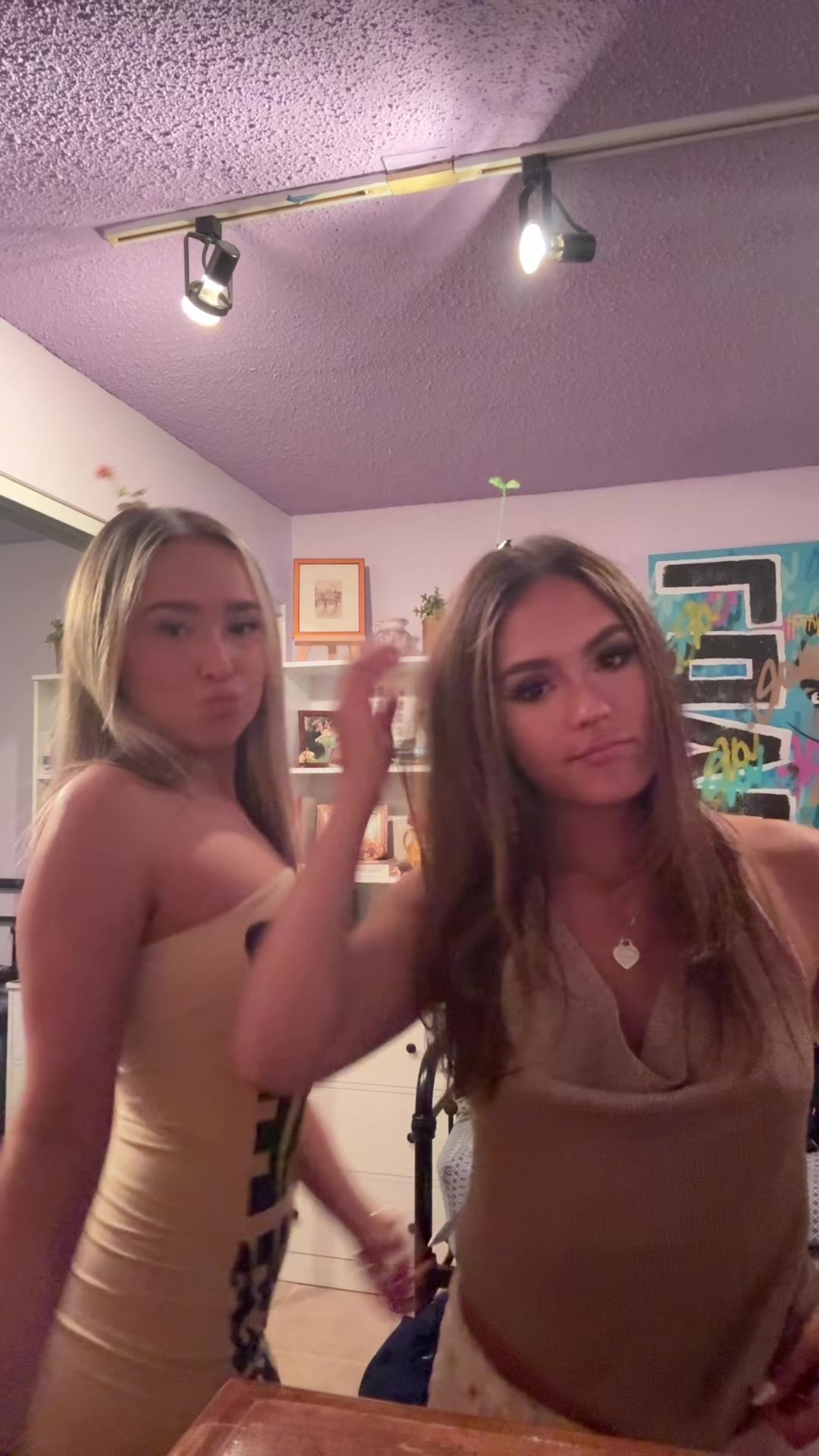 @karanweibyy
