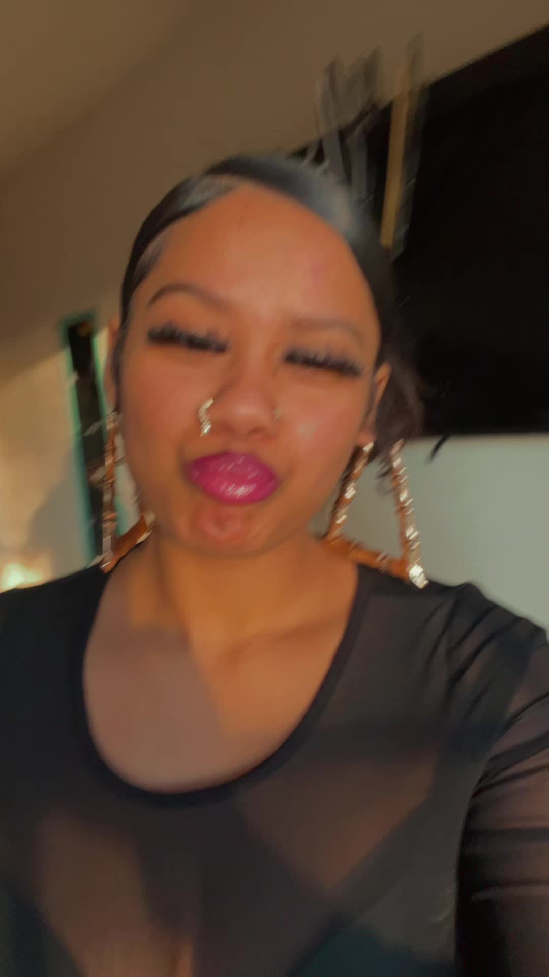 @msthuggrella