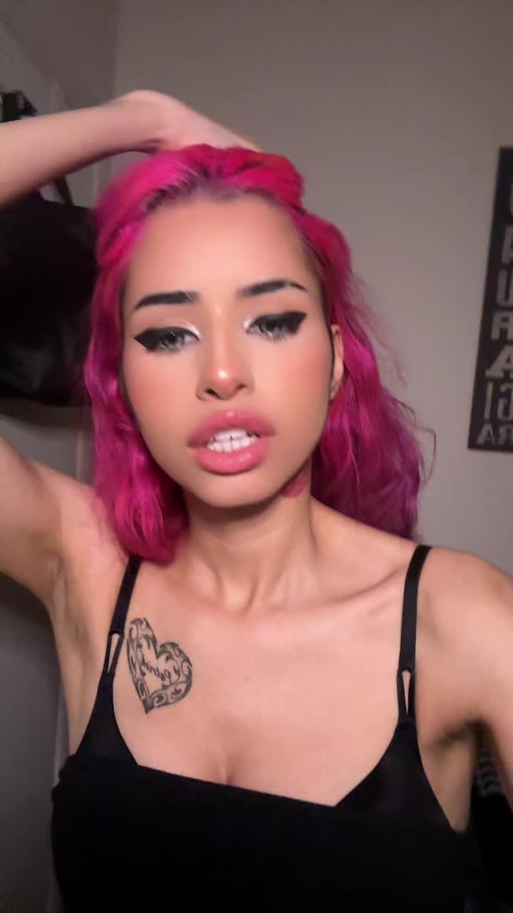 @T