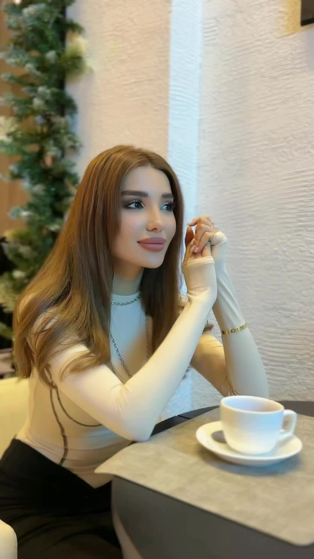 @Monicaofficial98