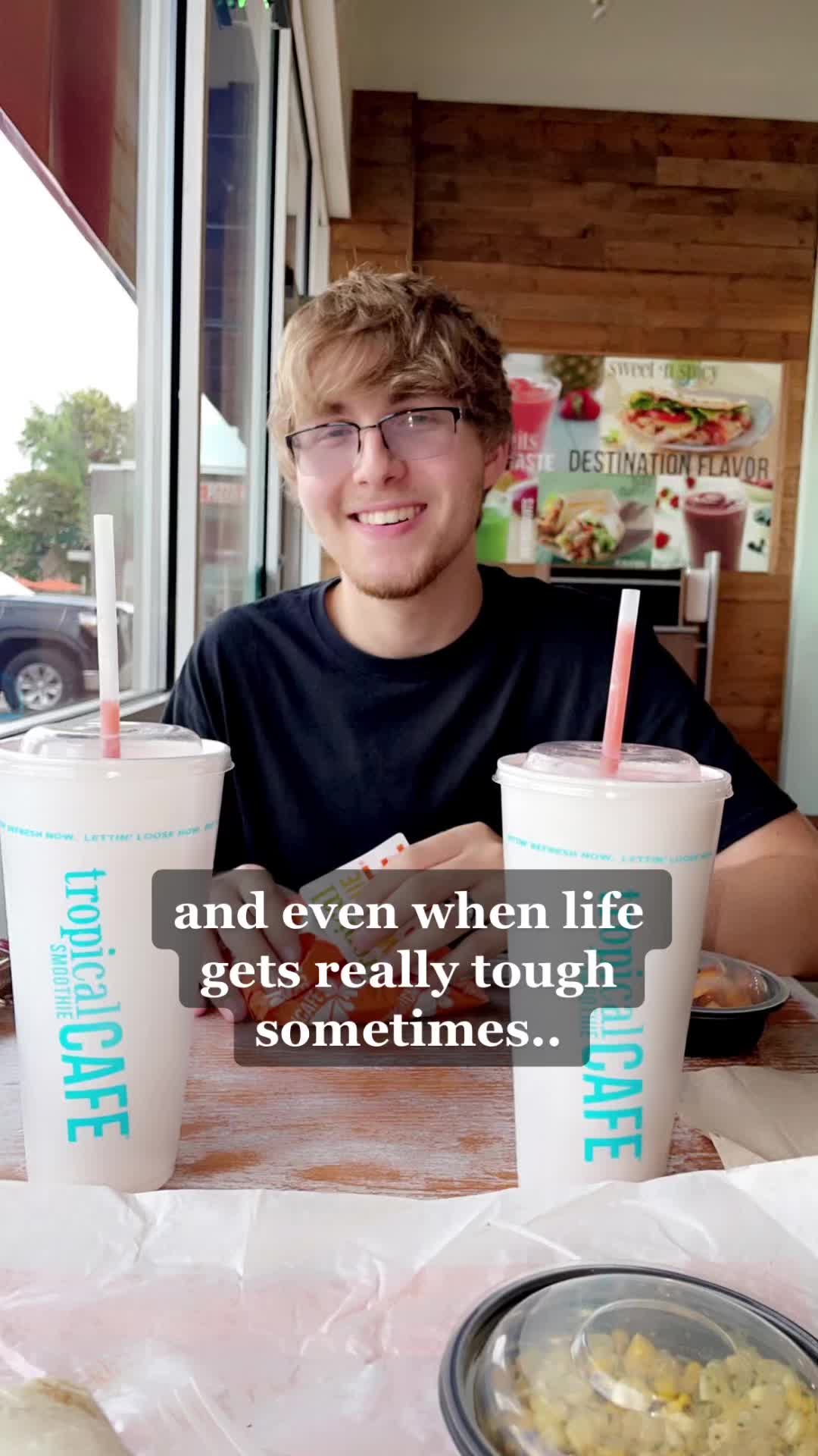 @mo