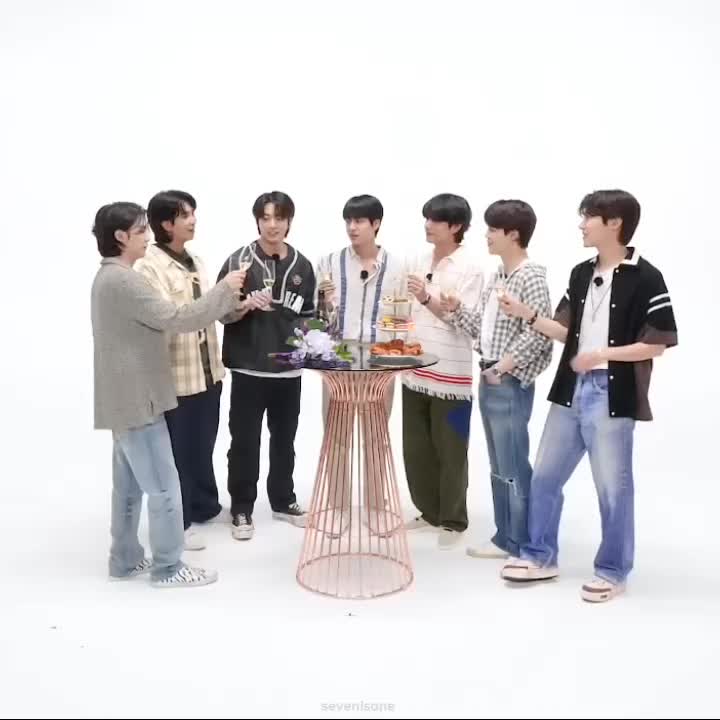 @7isone
