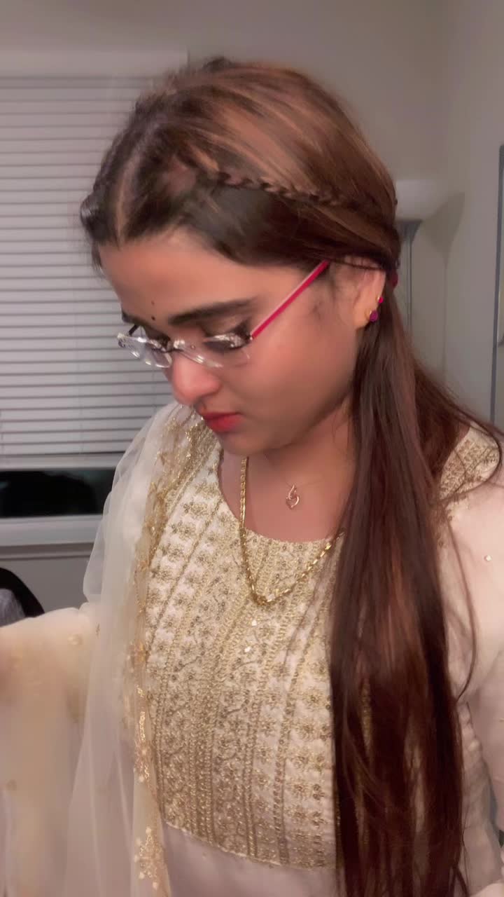 @sashvatha🤓🤗🤔😍👧