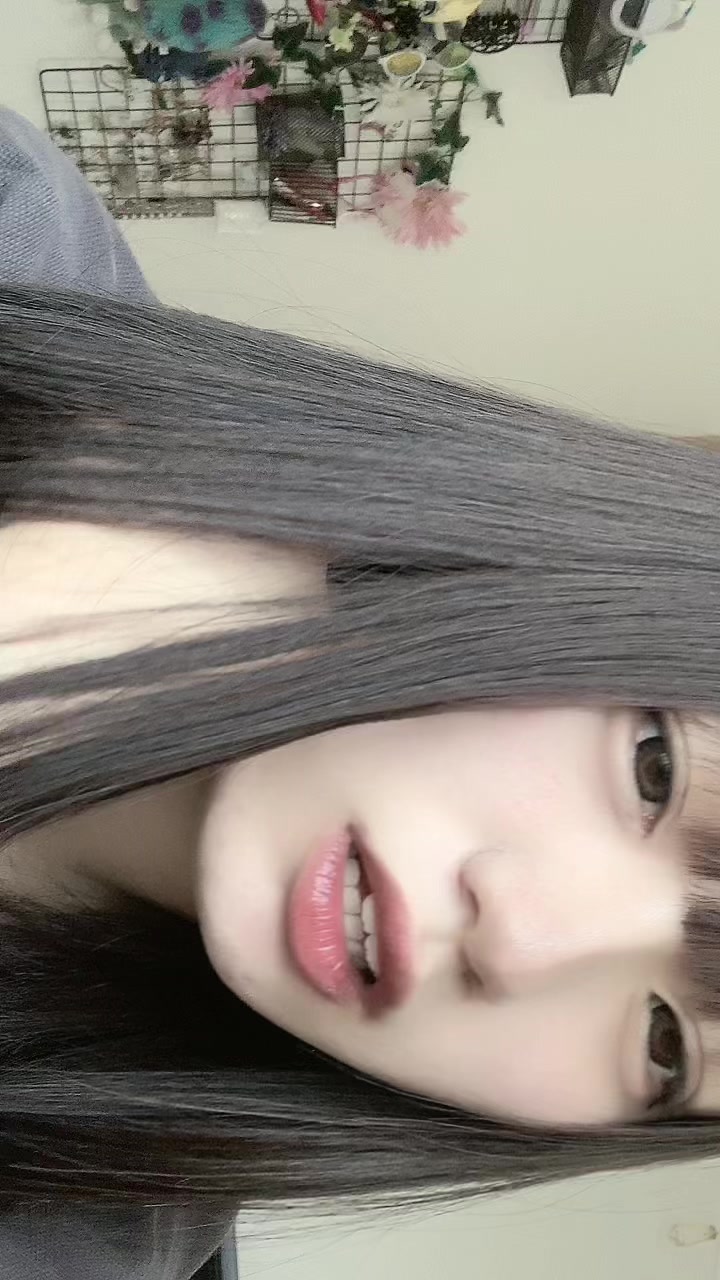 @ねこふぁいぶ