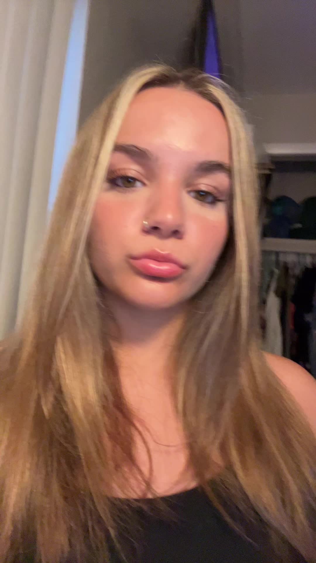 @a🍒y
