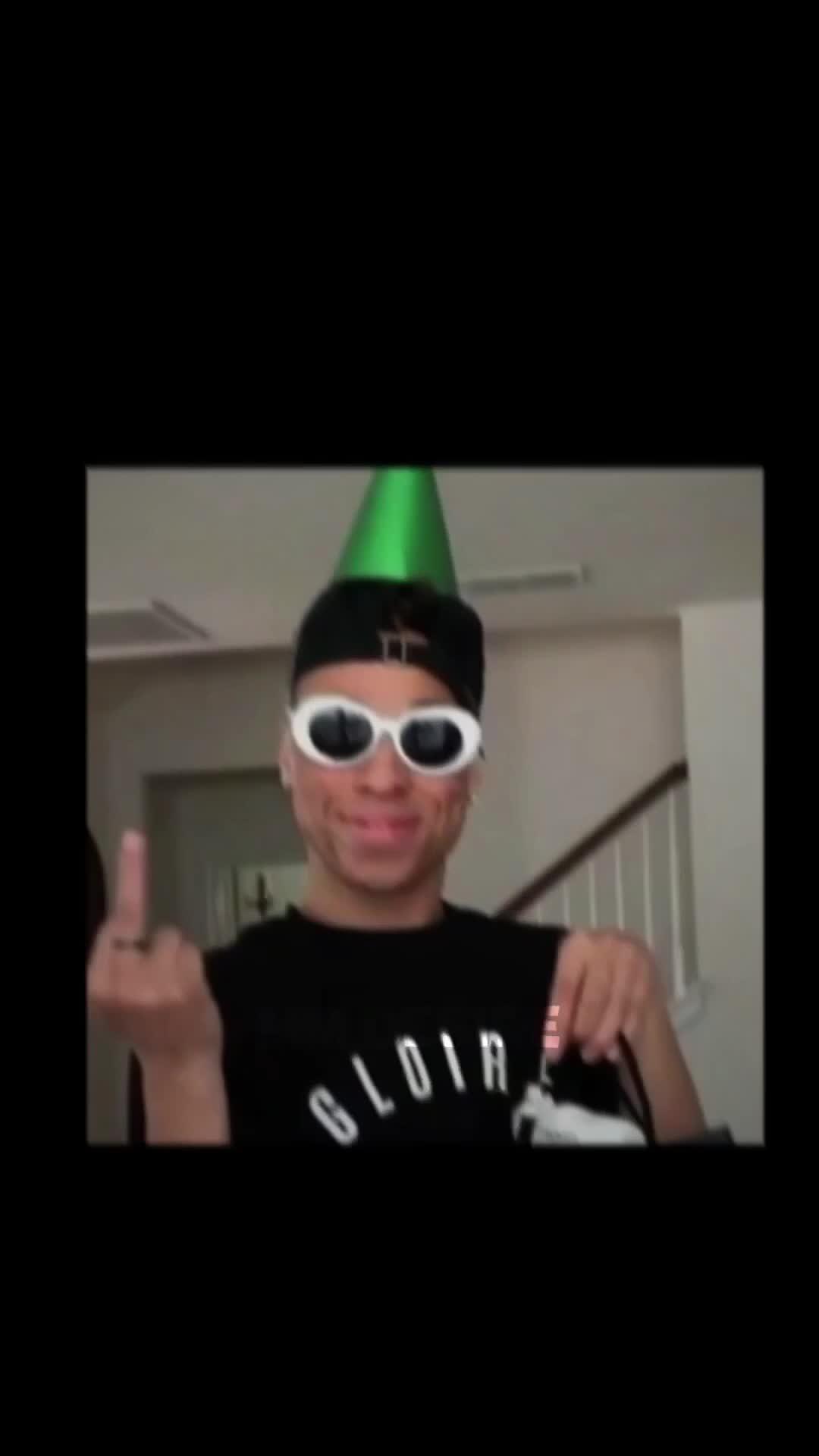 @😻😻