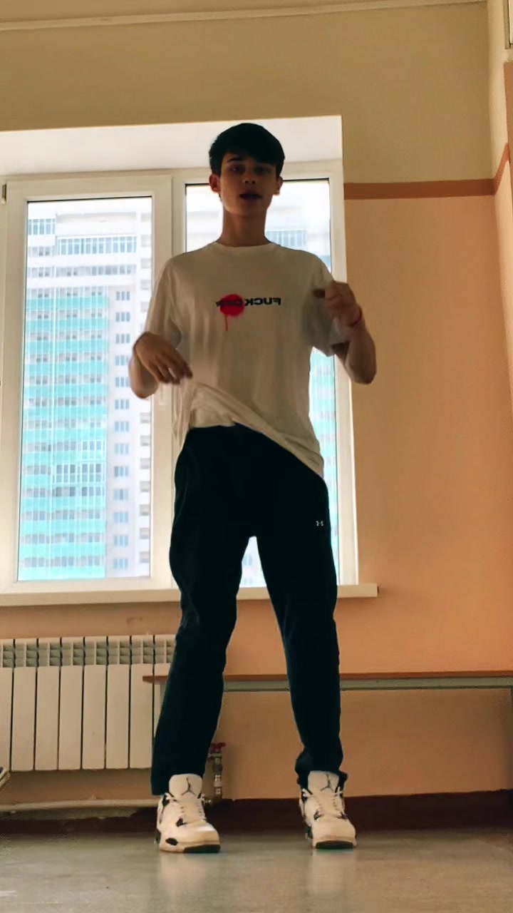 @Ковынёв Данил 💫
