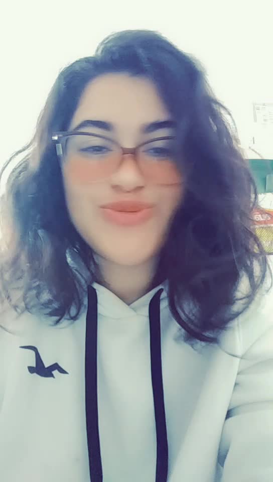 @Helena 🦋