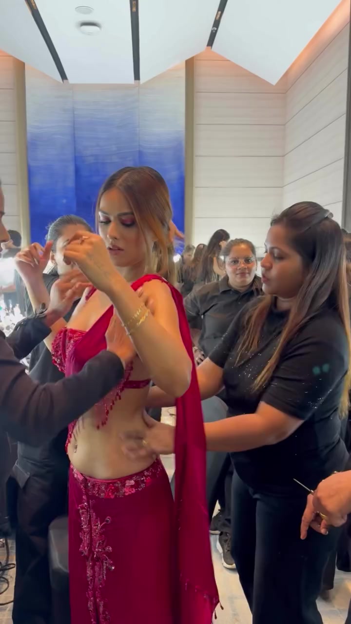 @nia Sharma