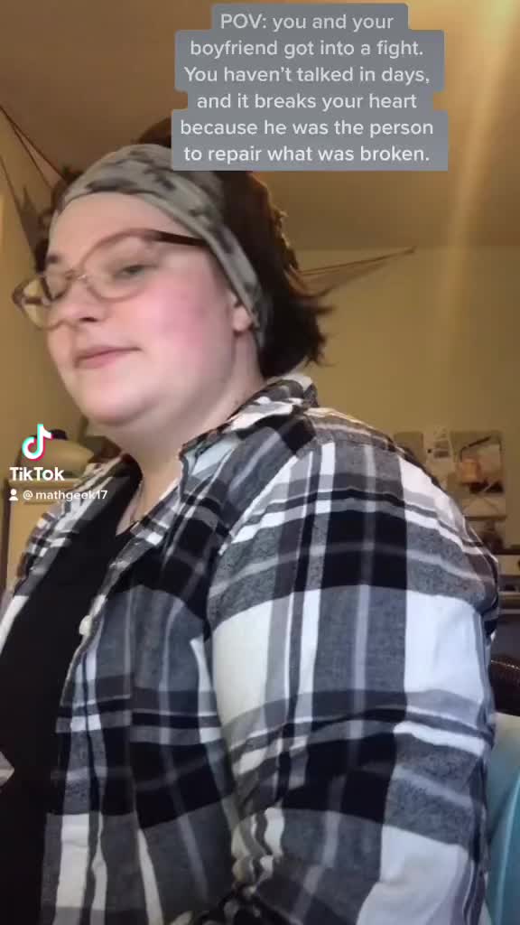 @Ari 🌈😈