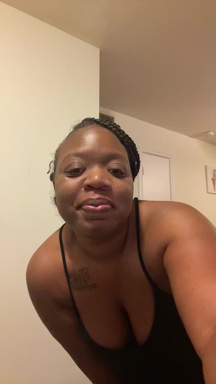 @Sonya_