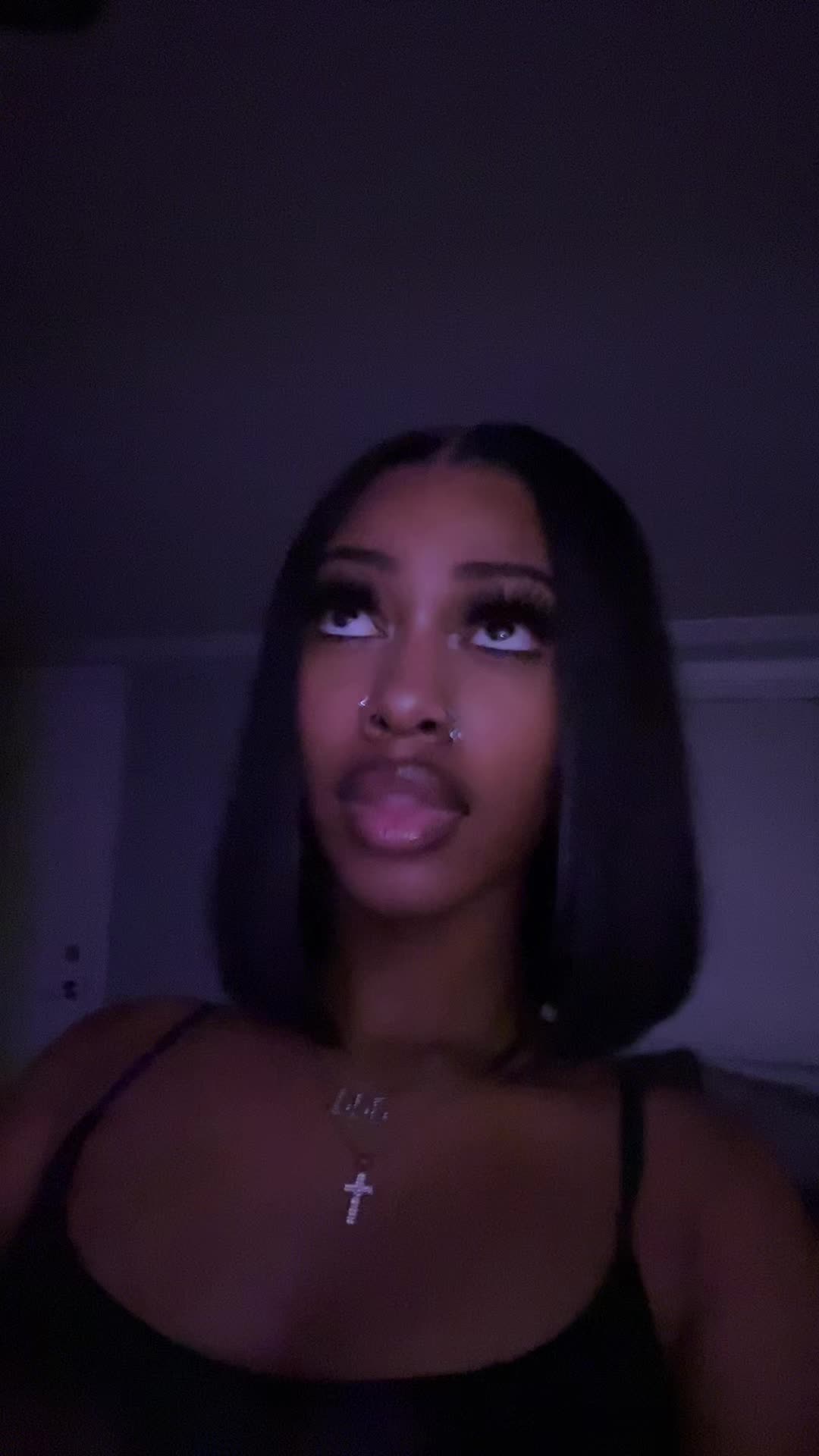 @Ashley<3