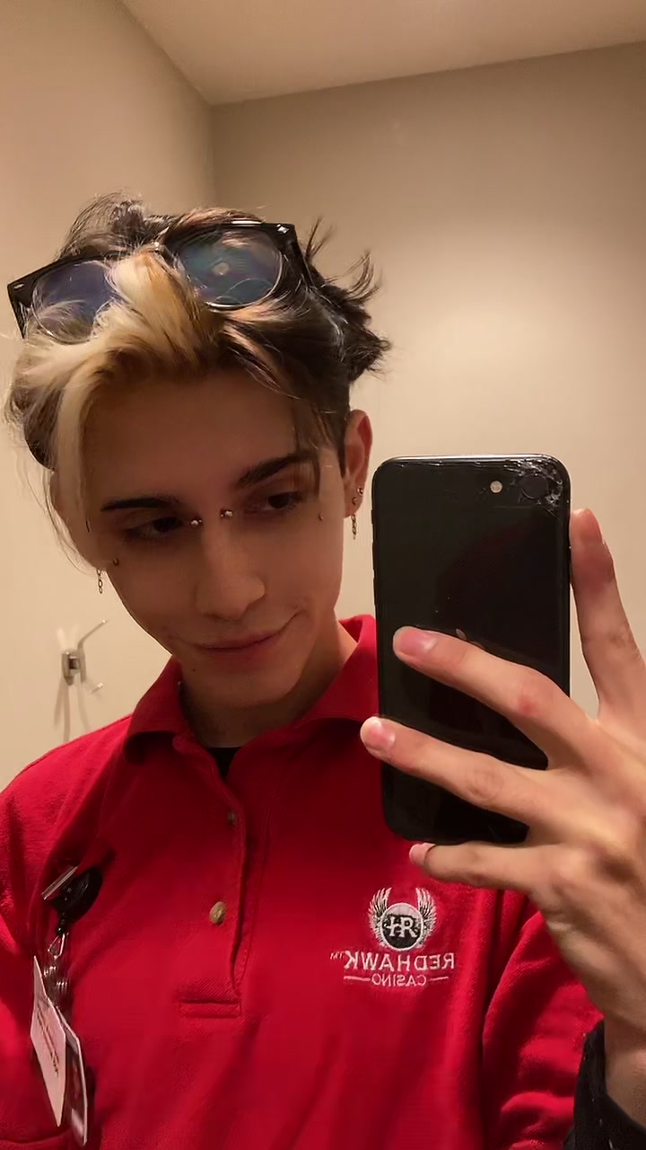 @P </3