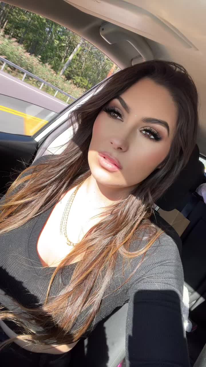 @RachaelMarieeeee