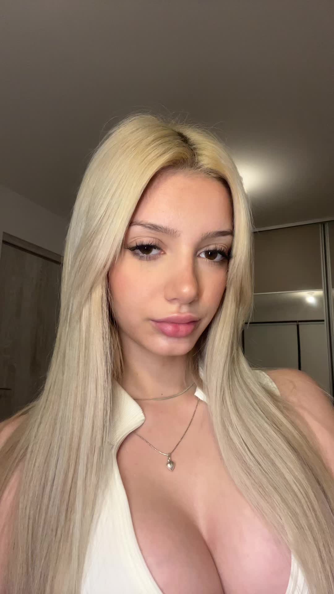 @Alexis