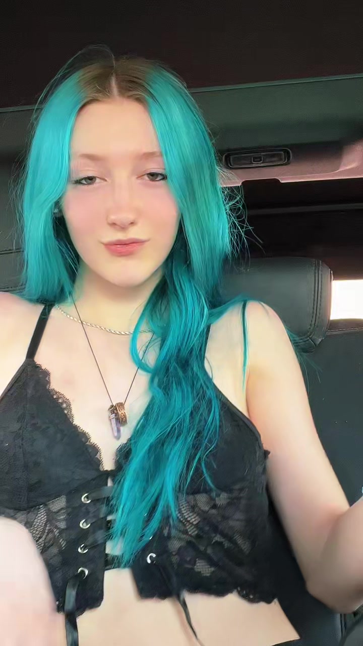 @Lo <3
