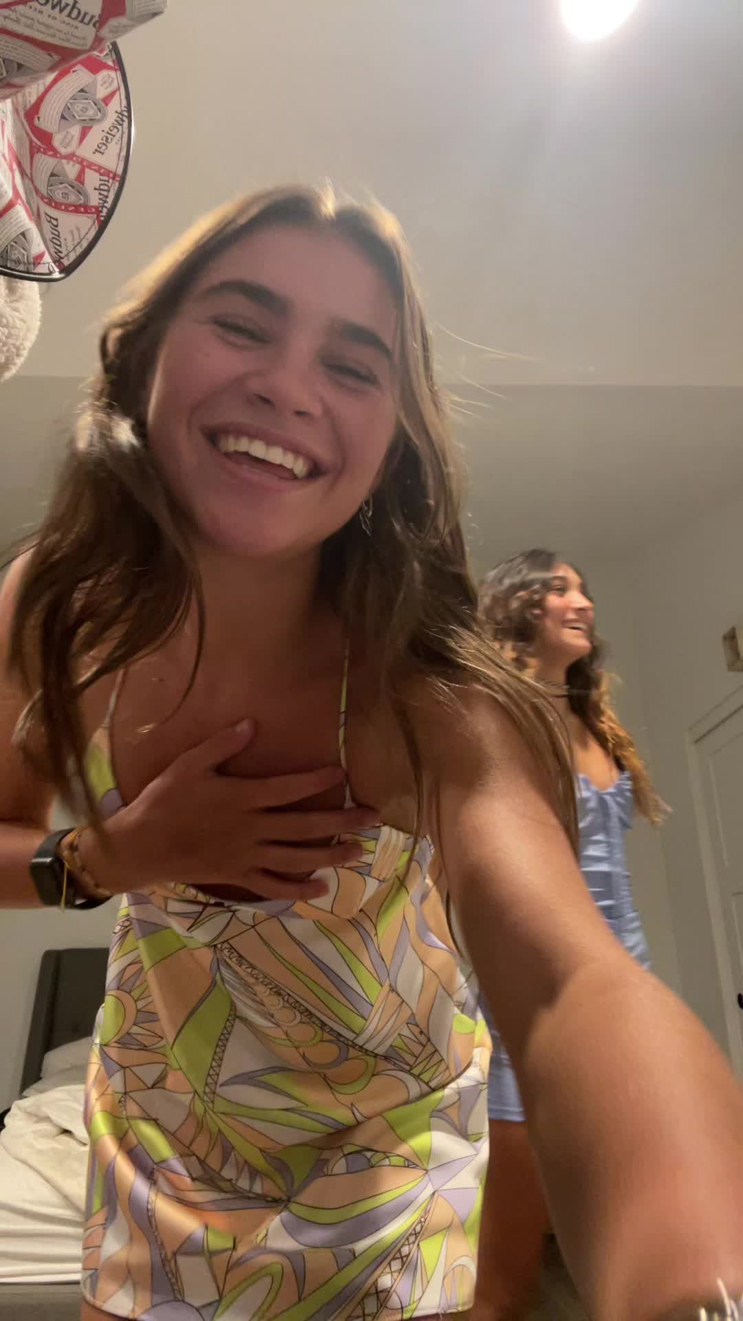 @sophialoza
