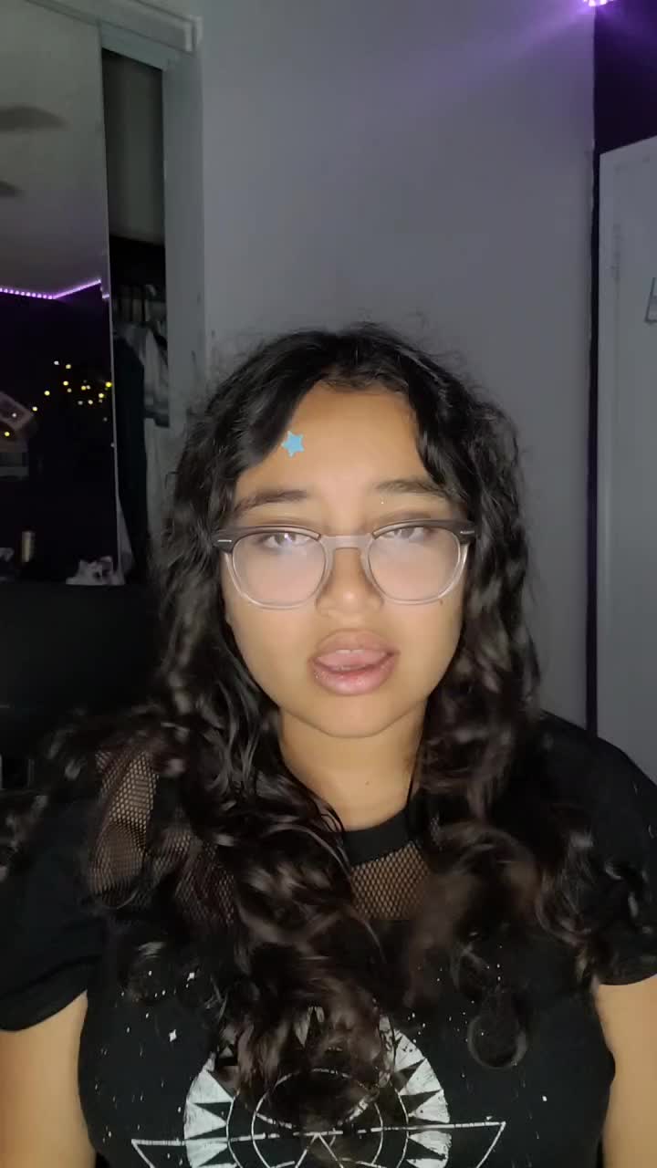 @🦋