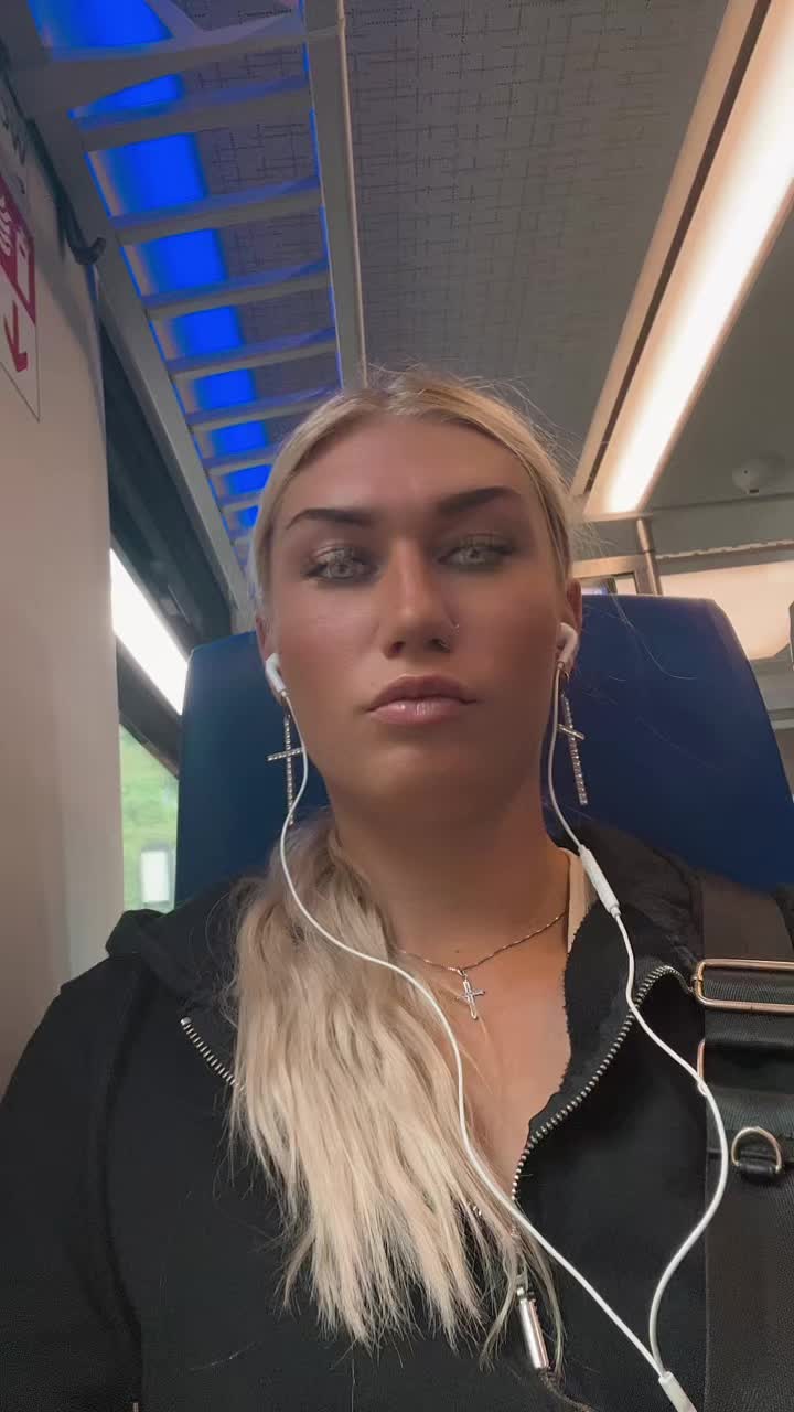 @Queen_iiloonnxx