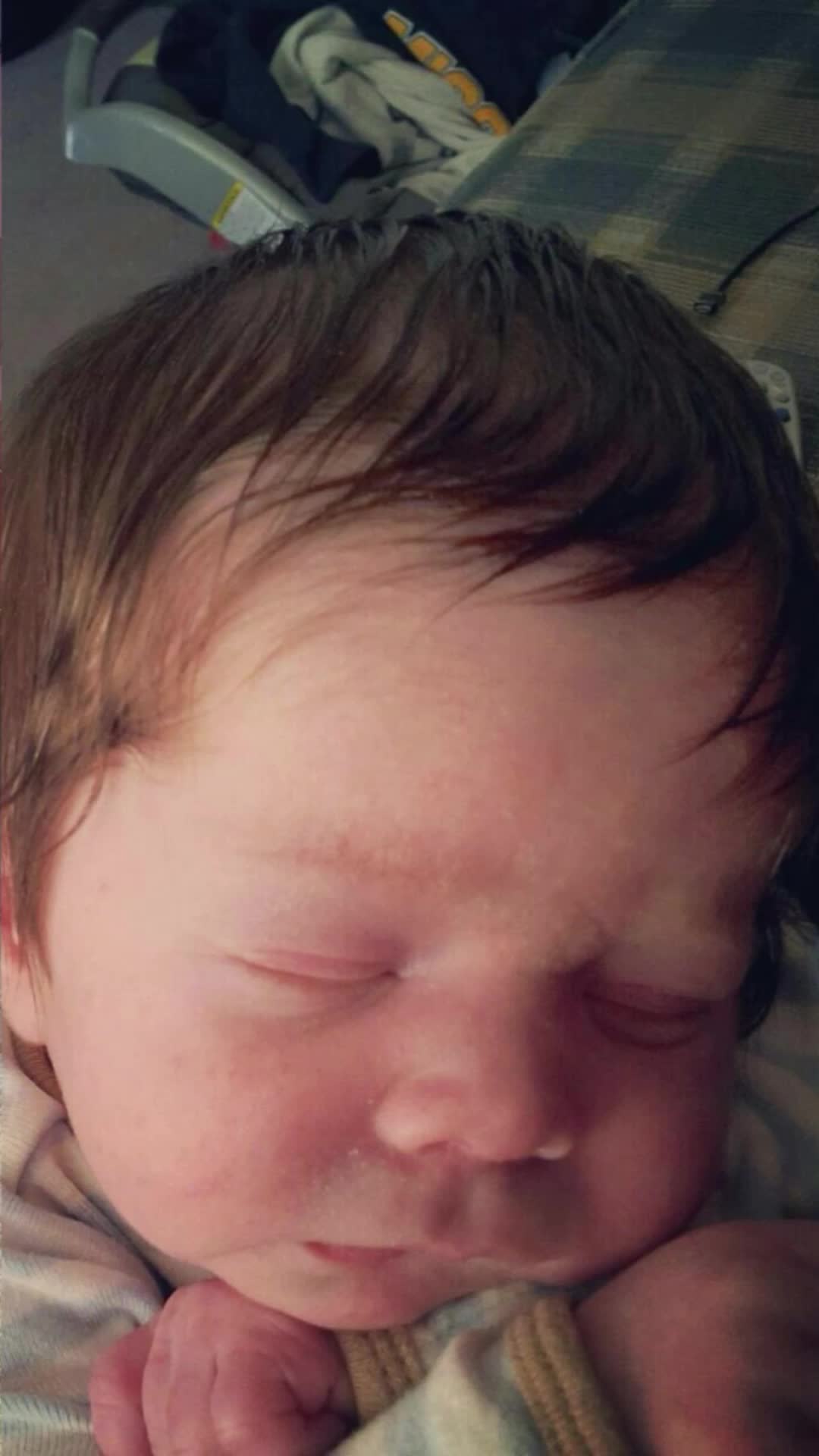 @Nicole • SAHM of 2 •