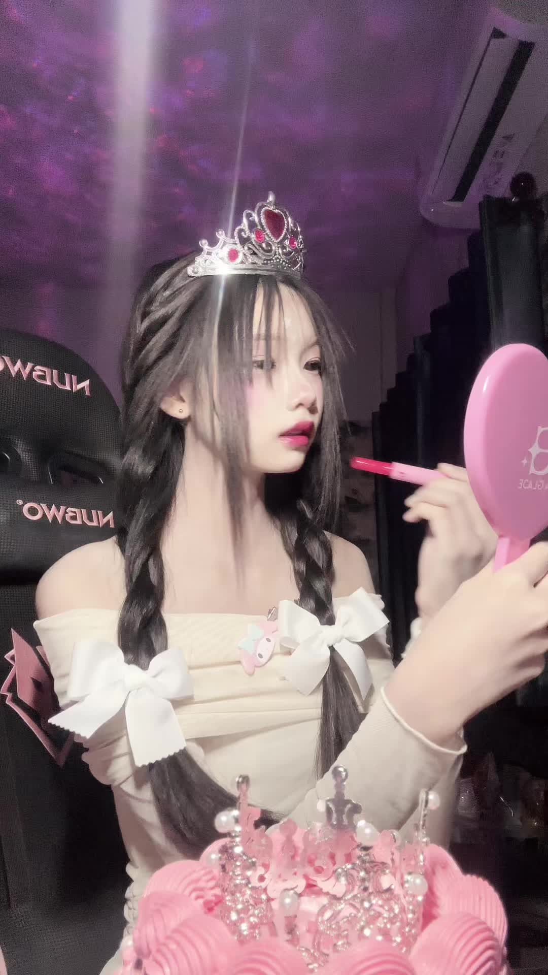 @wichayadax