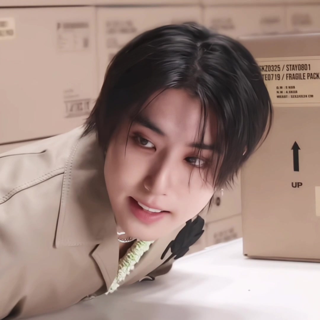 @𝐄𝐫𝐮