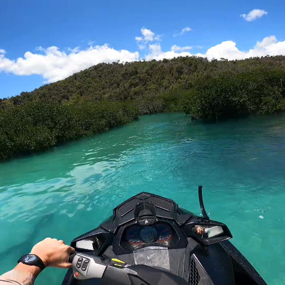 @Whitsunday_Wet_Stuff