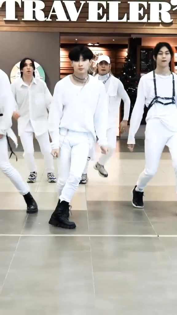@Mon_Star Cover Dance Team