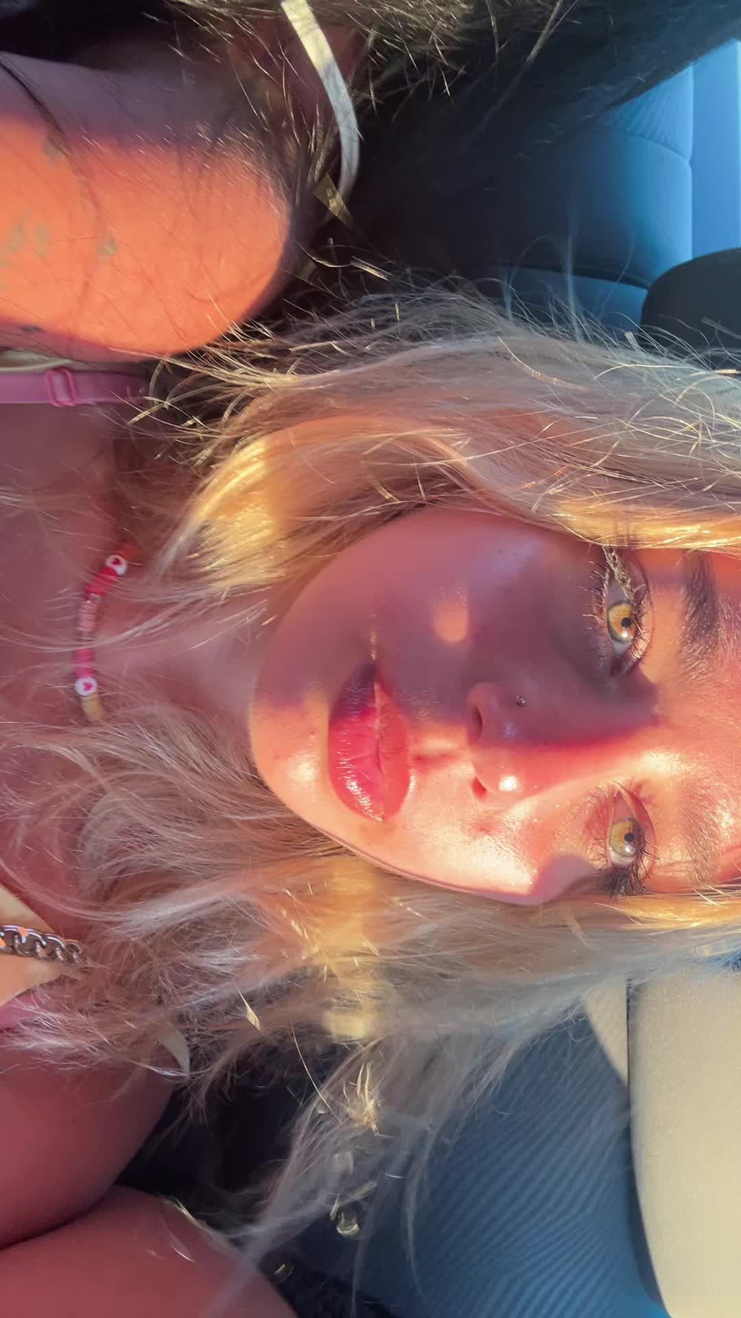 @😹