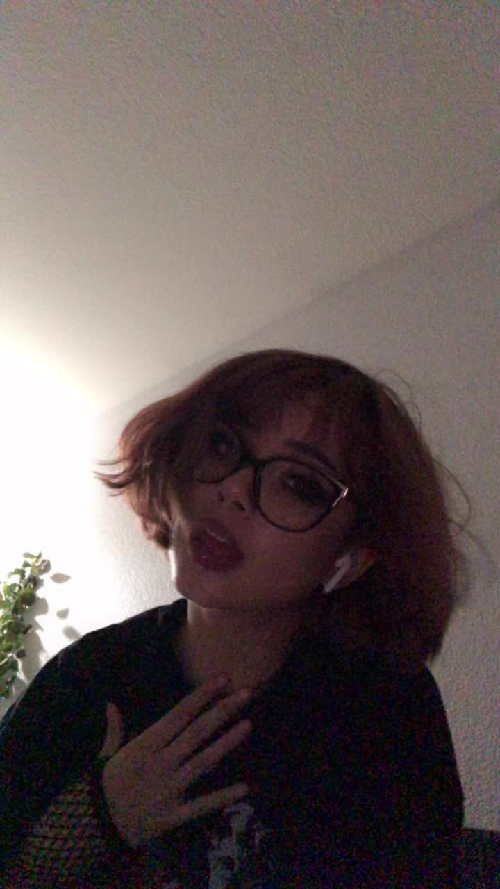 @annabella