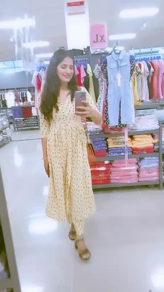 @Dimple queen👑🥰❤️