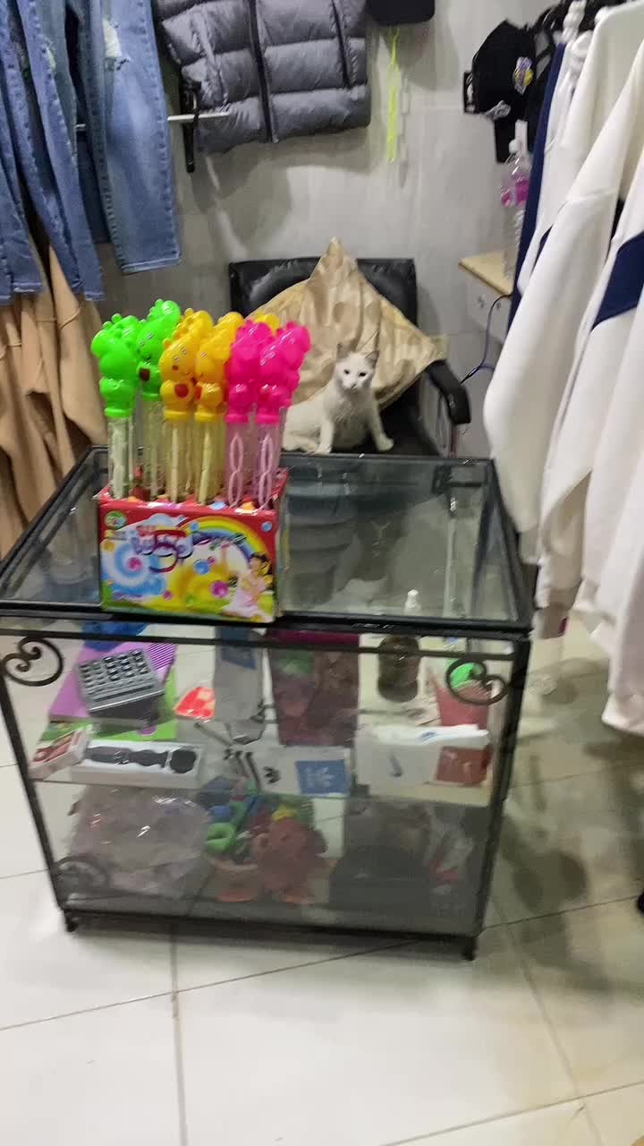 @Real shop