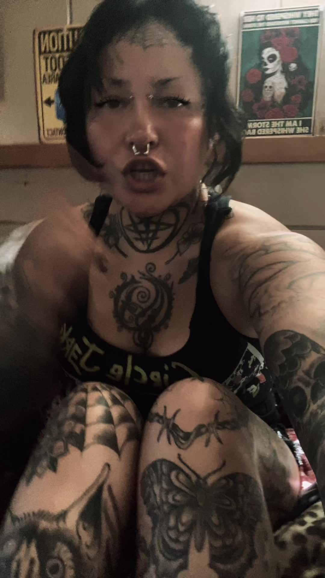 @Morbid pinup