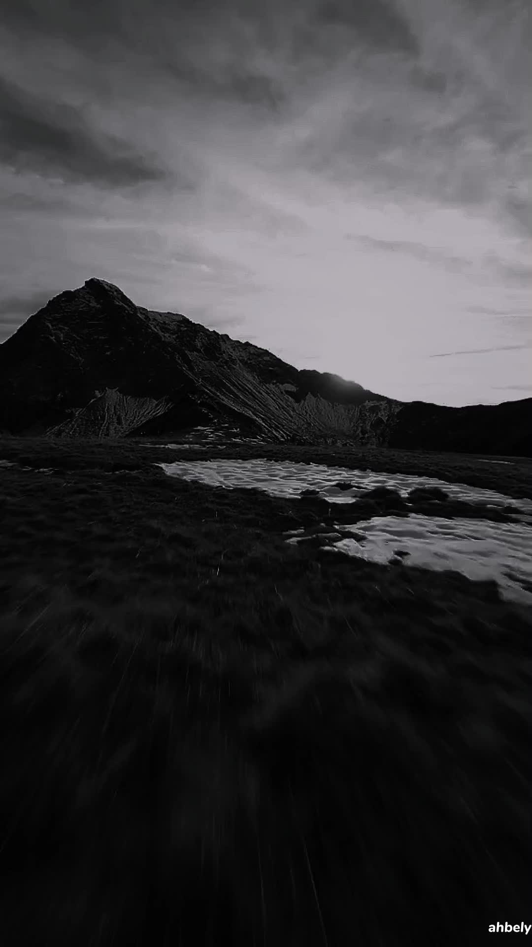 @𝙫𝙞𝙥 𝙡𝙮𝙧𝙞𝙘𝙨