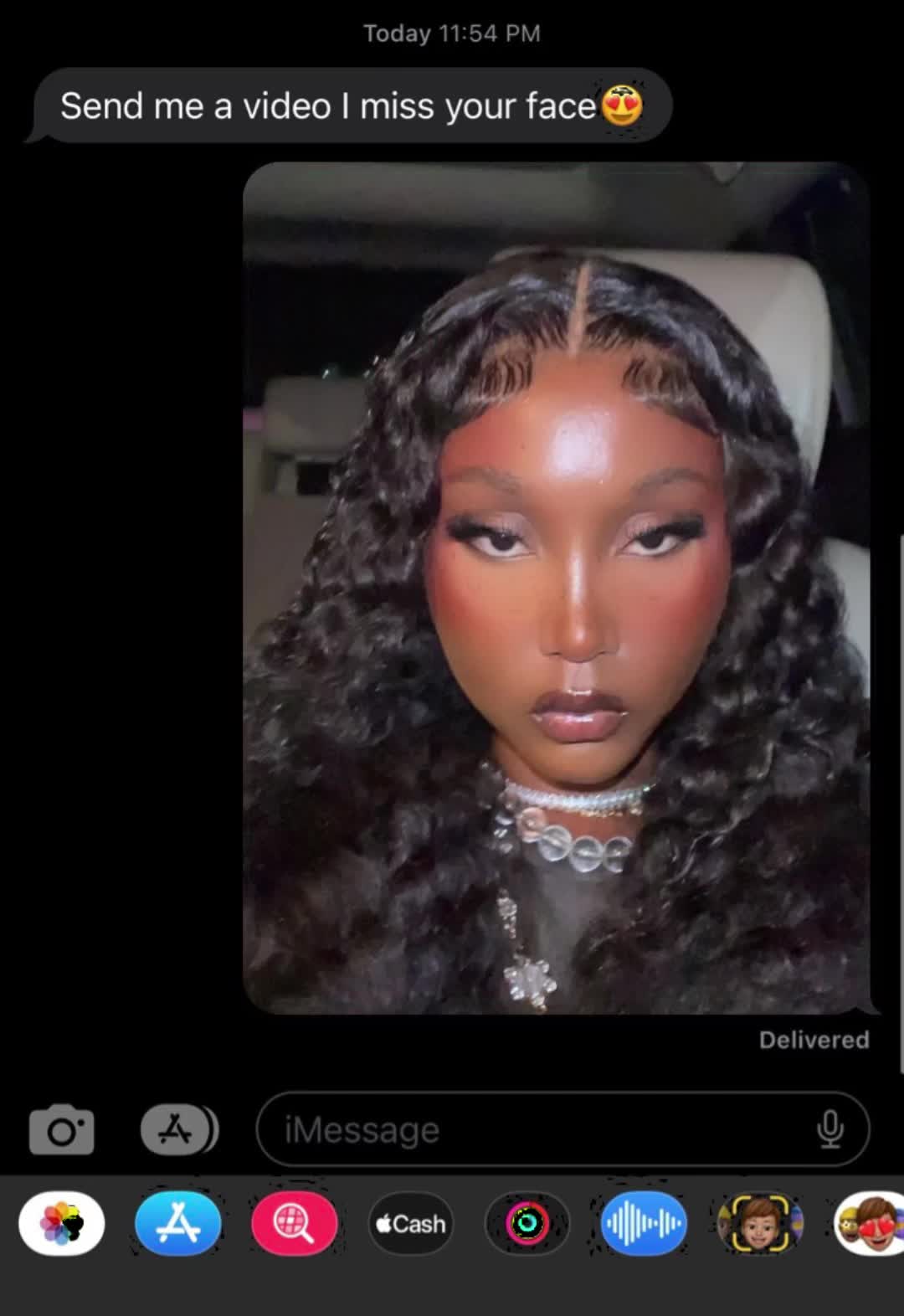 @Lala