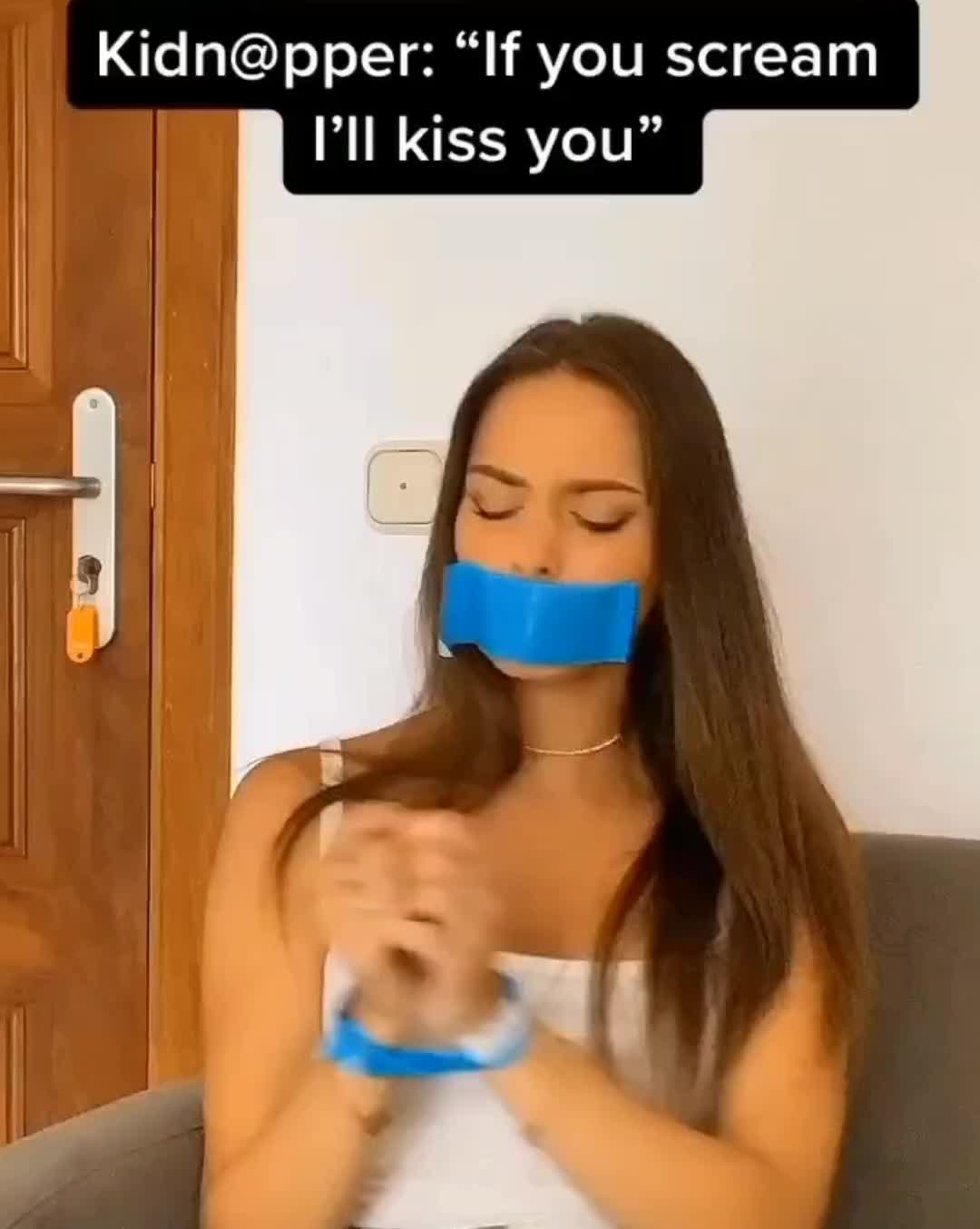 @Lizzy
