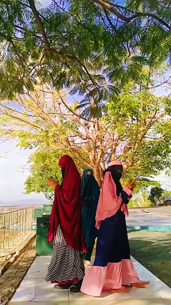 @🌻 si anak sulung 🌻